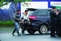 爆料航拍车队视频,揭秘神秘车队背后的故事