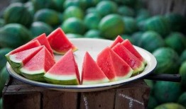 免费的吃瓜群从哪找到,轻松找到热门资讯的聚集地