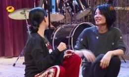 最新爆料那英过往视频在线观看,重温天后风采